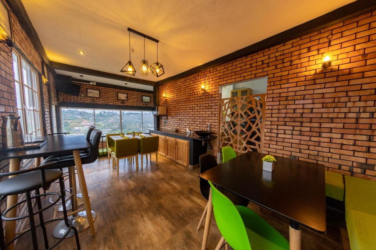 Sky Lounge Guest house