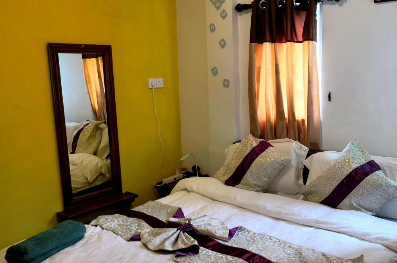 Uyou Ceylon Guest House Bed & Breakfast