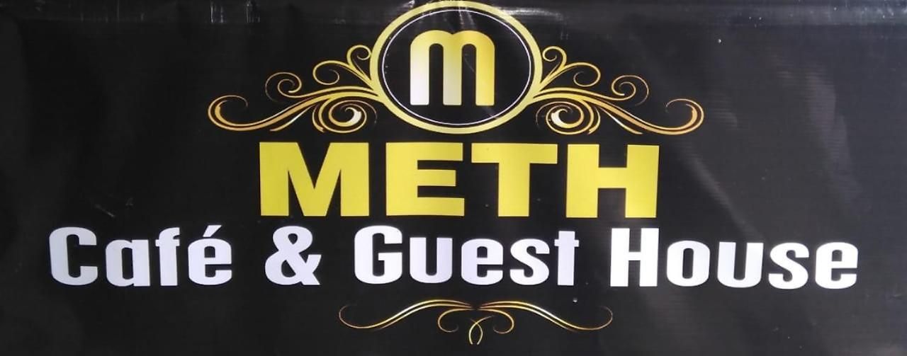 Guest house Meth Cafe & Guesthouse *