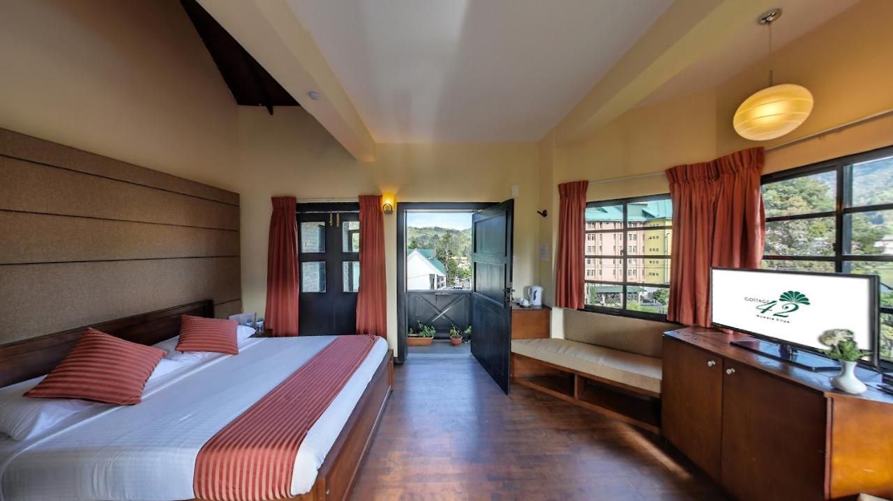 Hotel 42