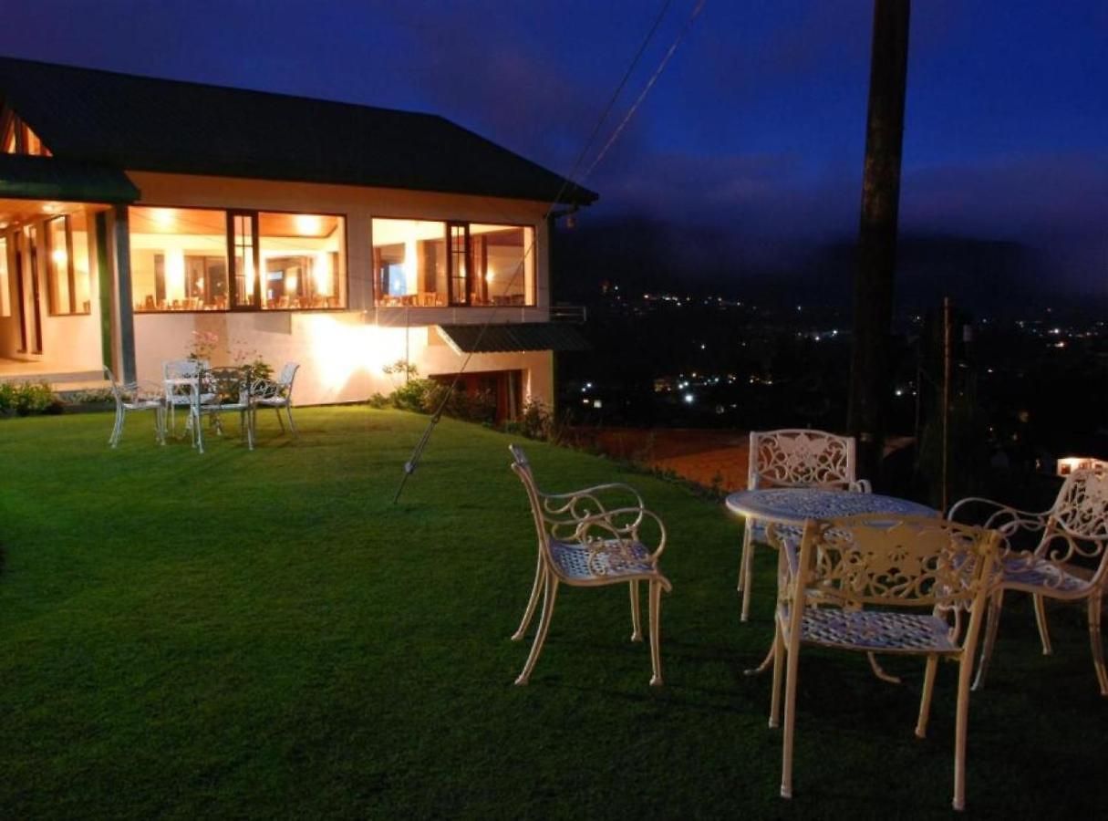 Hotel Tea Bush 3*