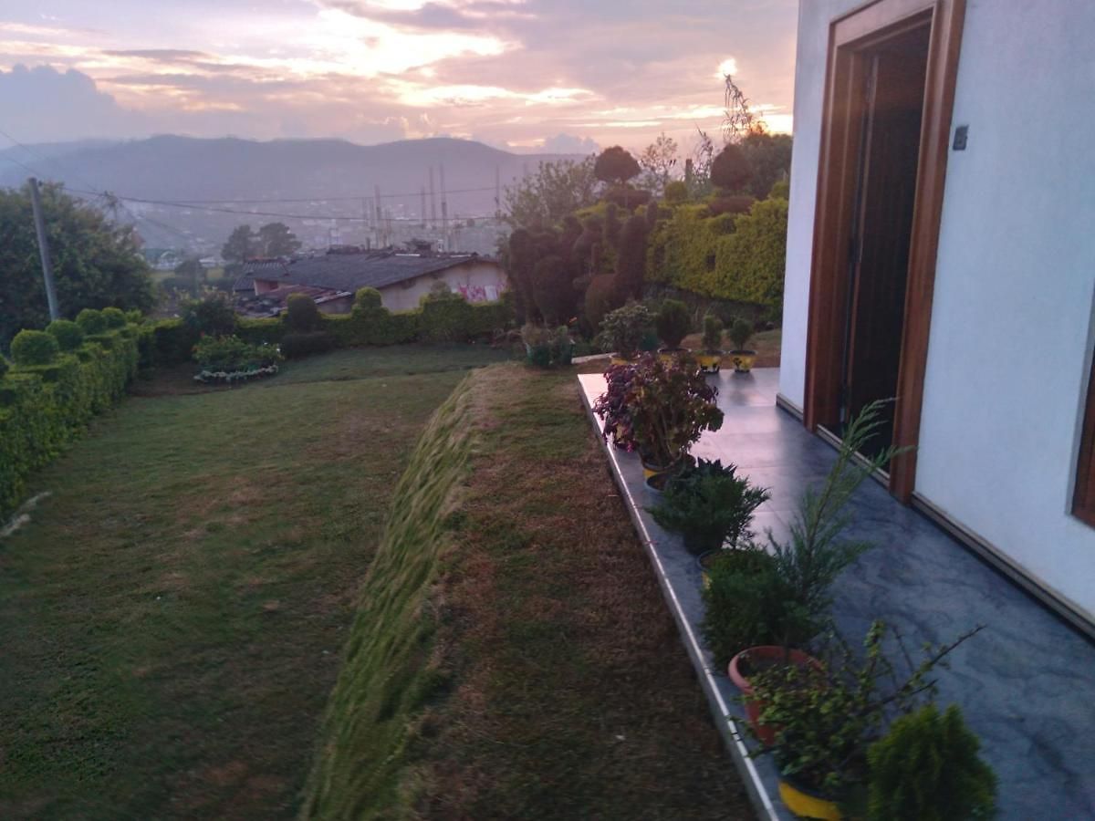 Guest house Elegant