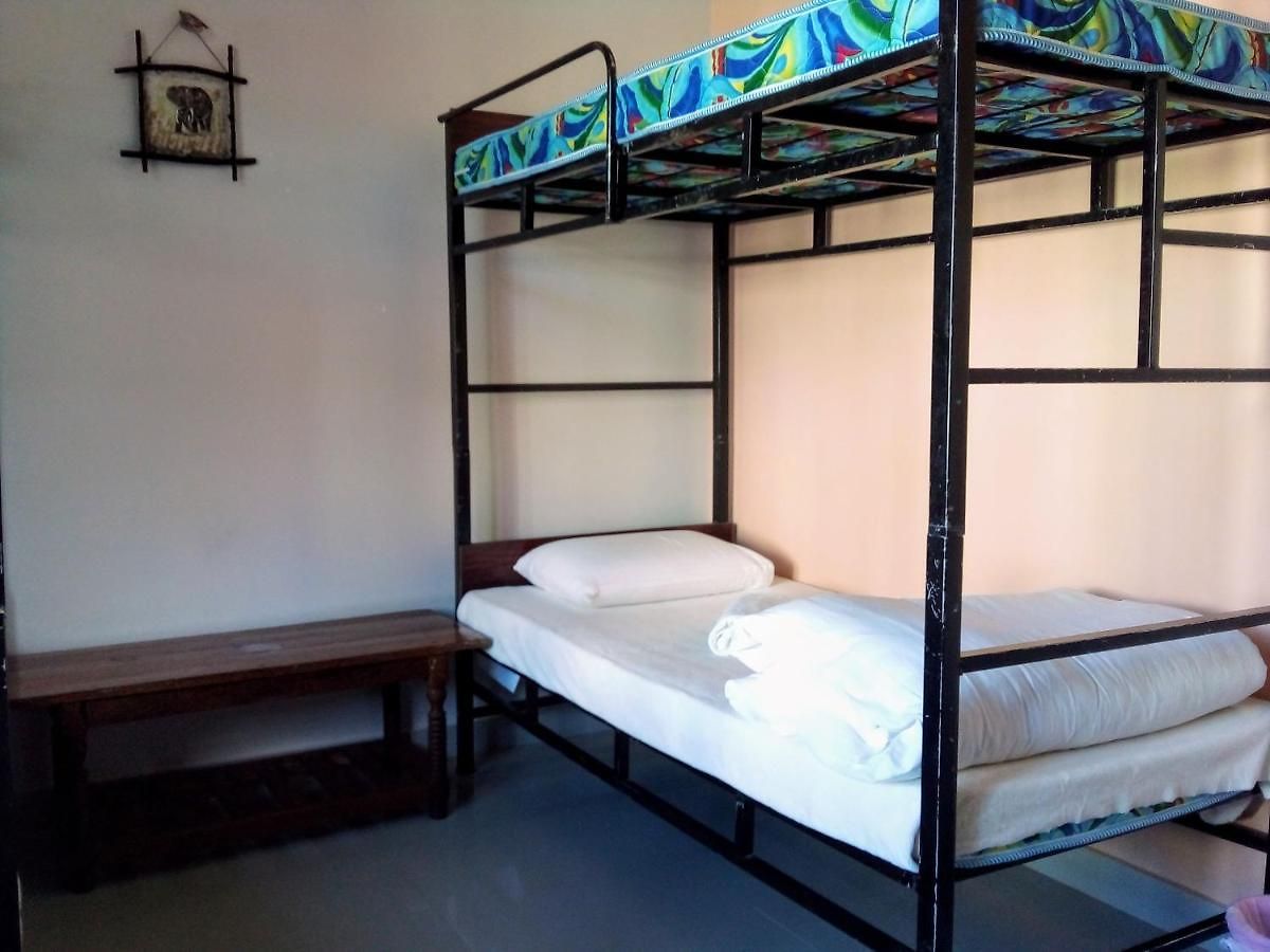 Vibe Way Guest house *