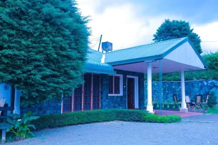 New Stone Bungalow * Nuwara Eliya