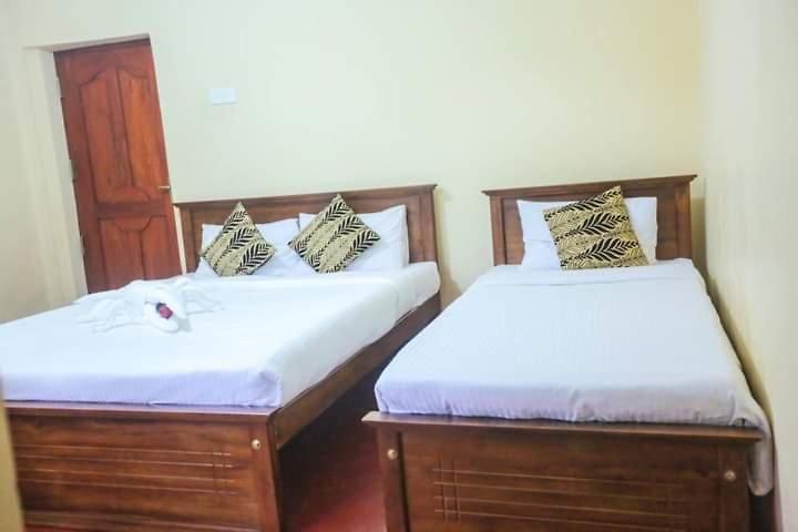 New Stone Bungalow Nuwara Eliya