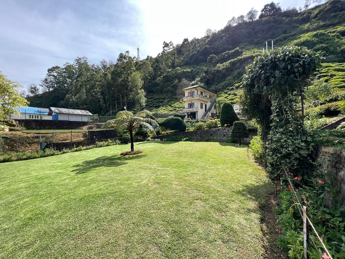 Hotel Tea Bush 3*