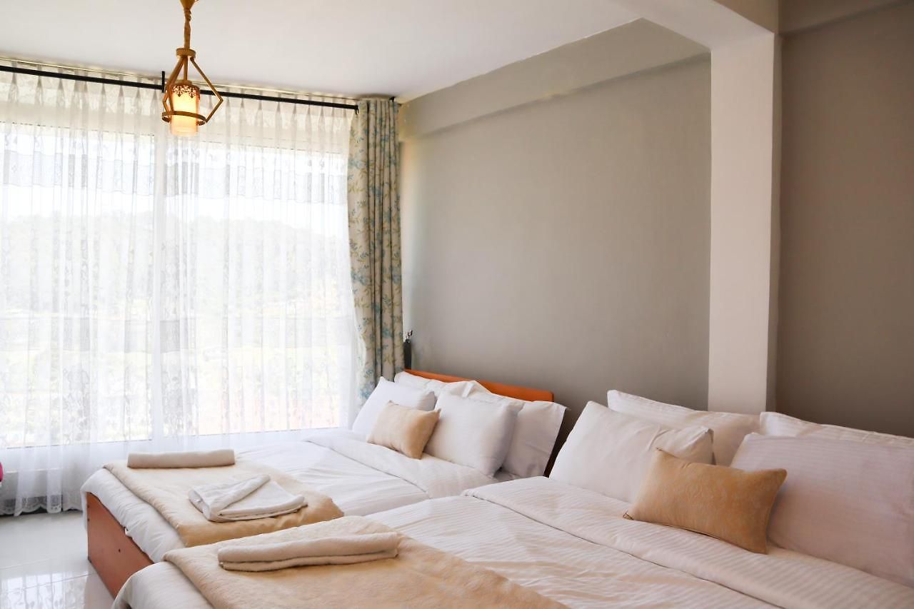 Bed & Breakfast Avonvin 3*