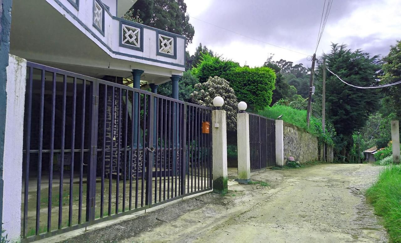 Hotel Forestside &