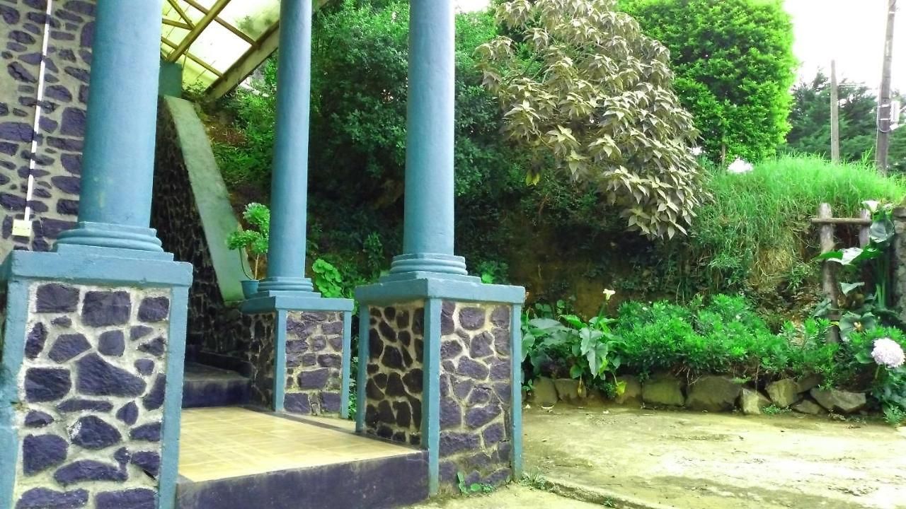 Forestside & Hotel Nuwara Eliya