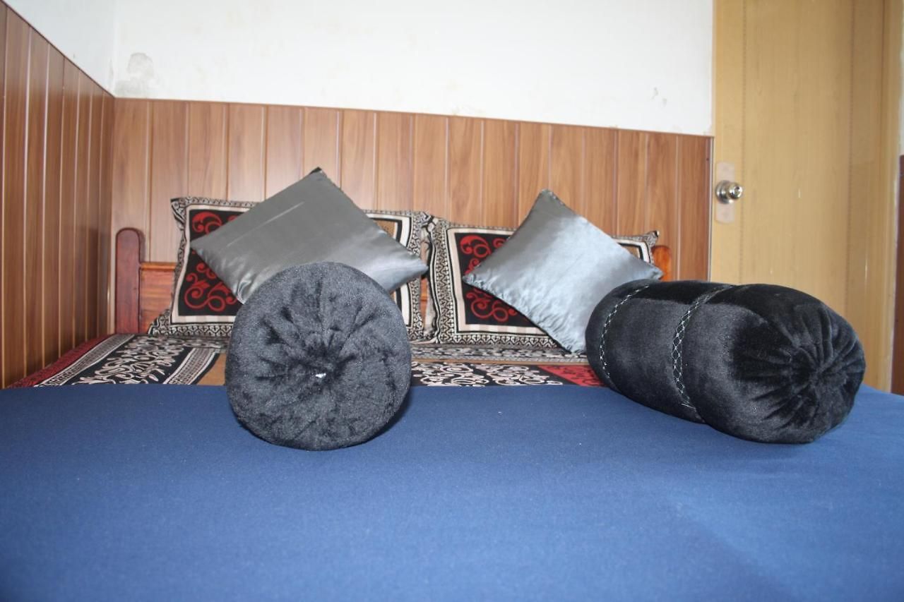 Bezel Hotel 3*