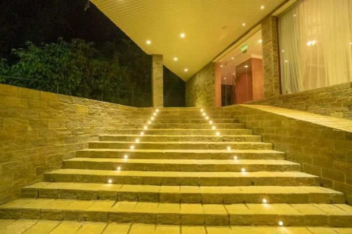 Sambar Hills * Nuwara Eliya