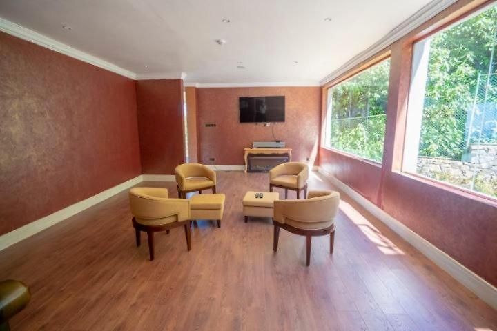 Sambar Hills Hotel