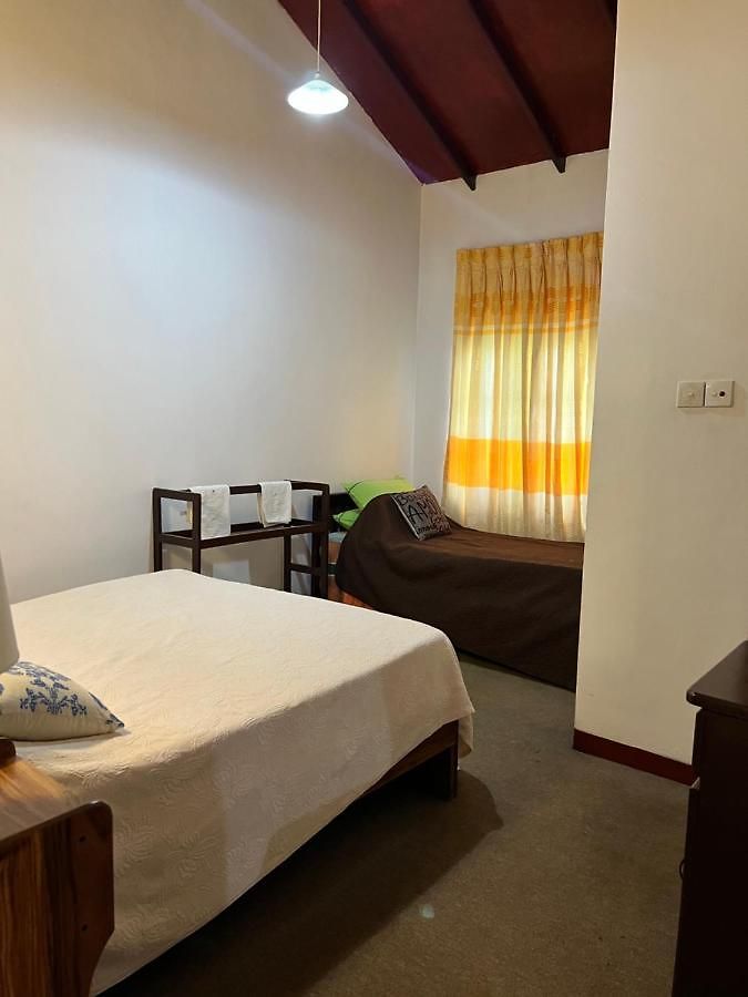 Hill Top Inn * Nuwara Eliya
