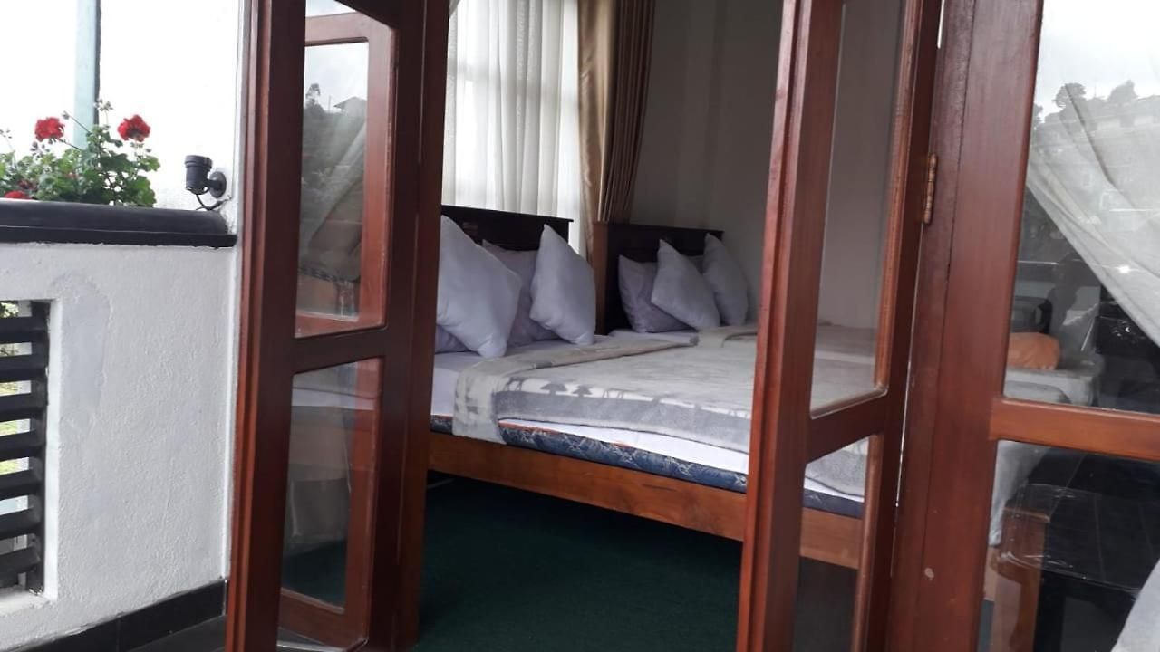 Maduwanthi Guest Nuwaraeliya Guest house *
