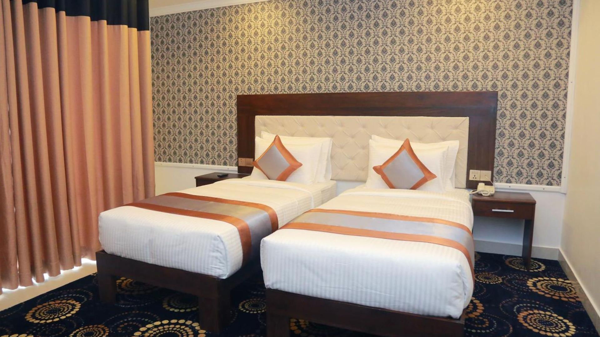 Galaxy Grand Nuwara Eliya