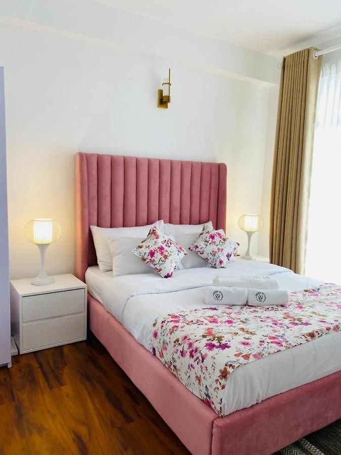 Grand Winterberry - View Luxury Apartment