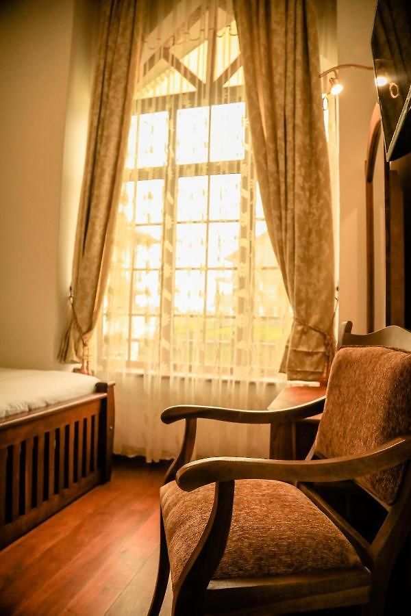 The Barnsbury House 3*