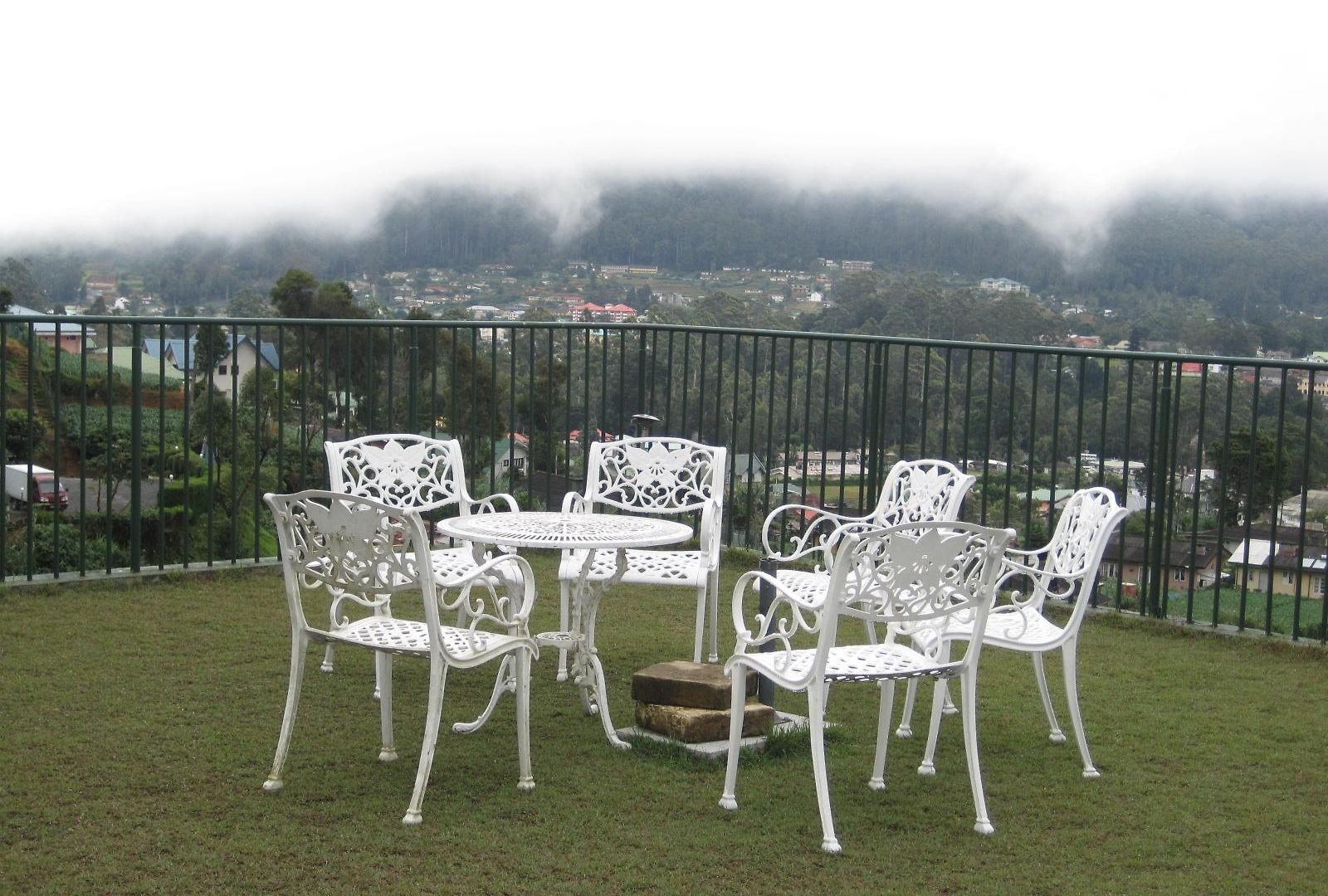 Hotel Tea Bush 3*