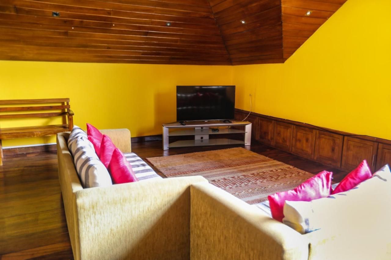 Hotel Acacia 4*