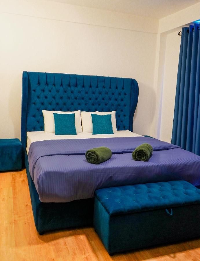 Vista Mariners Blue Apartment