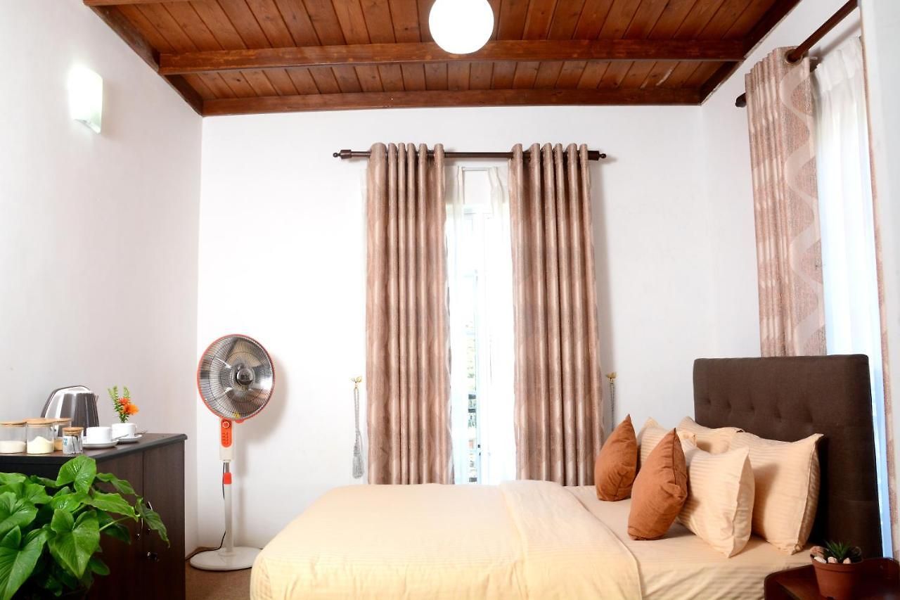 Inn The Fern 2*