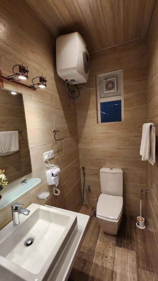Knightsbridge Grand