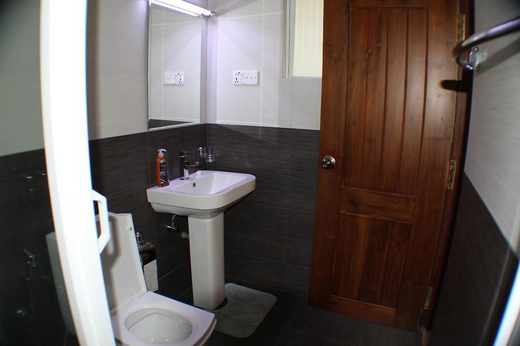 New Tour Guest house *