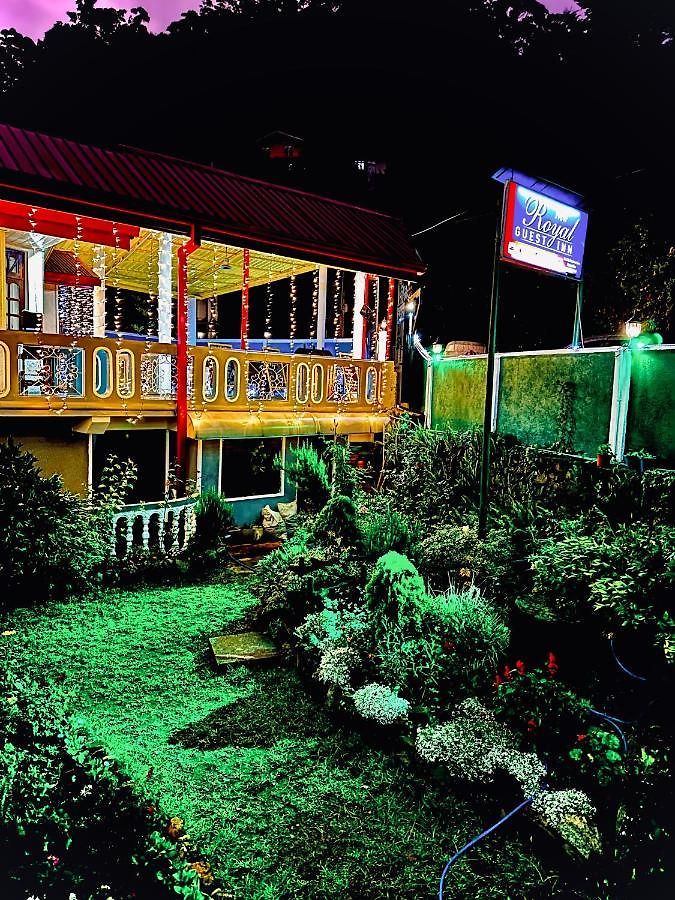 Royal Guest Hotel *