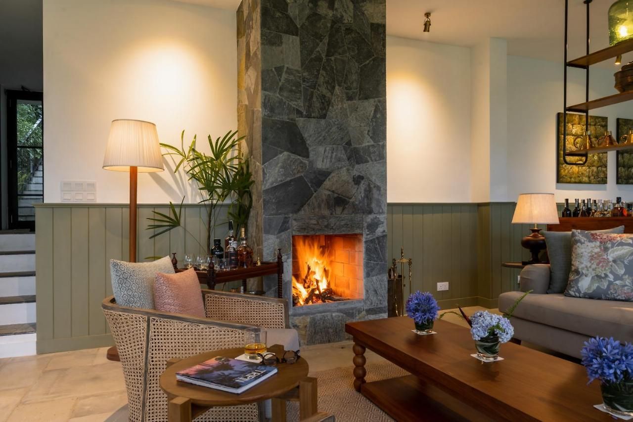 Stafford Bungalow - Exclusive Luxury Within A Private Tea Estate Villa *