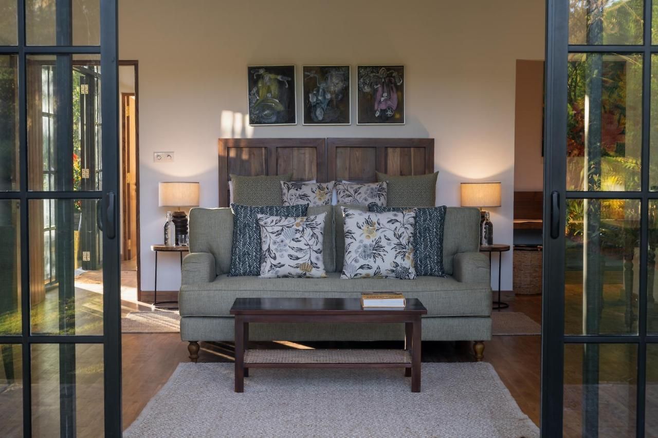 Stafford Bungalow - Exclusive Luxury Within A Private Tea Estate Villa *