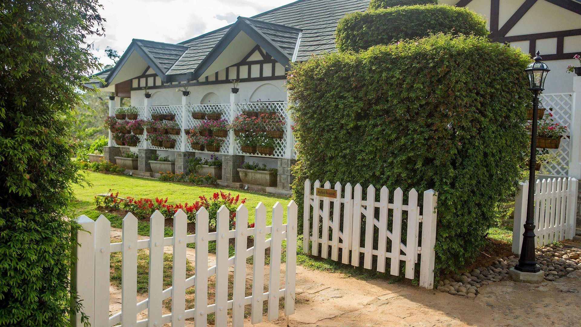 Stafford Bungalow - Exclusive Luxury Within A Private Tea Estate Nuwara Eliya