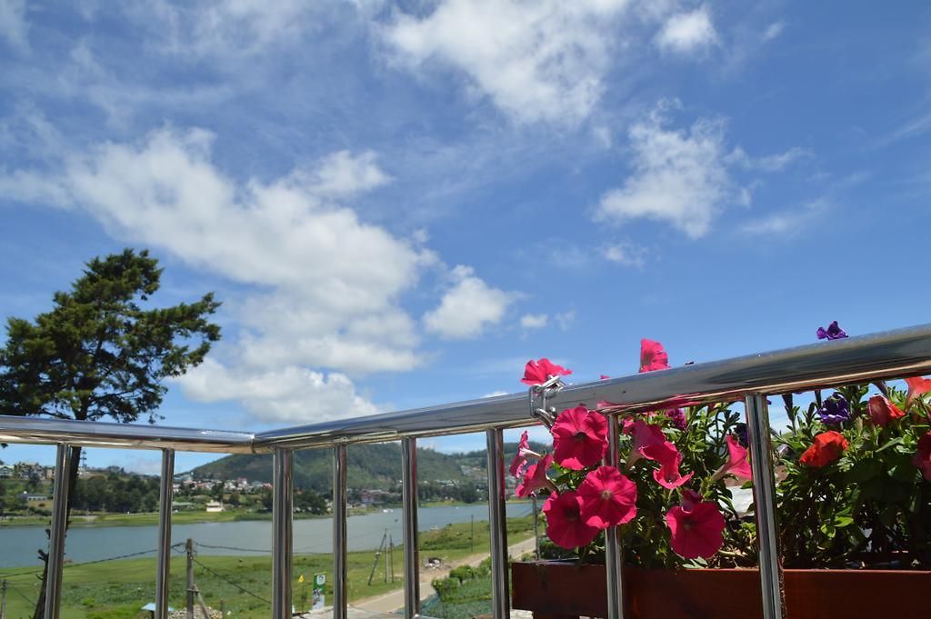 Royal Hills Nuwara Eliya 3*