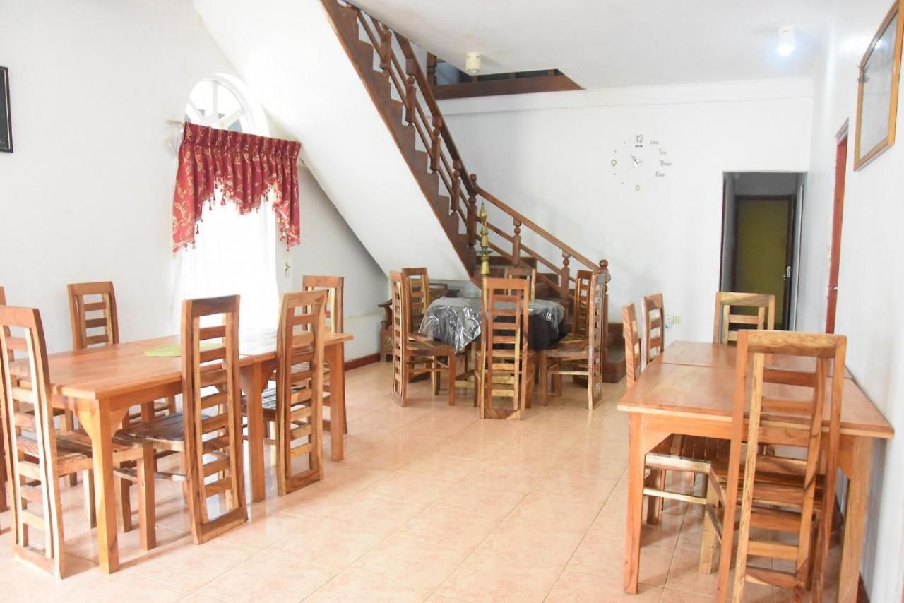 Pedro & Guest house 3*