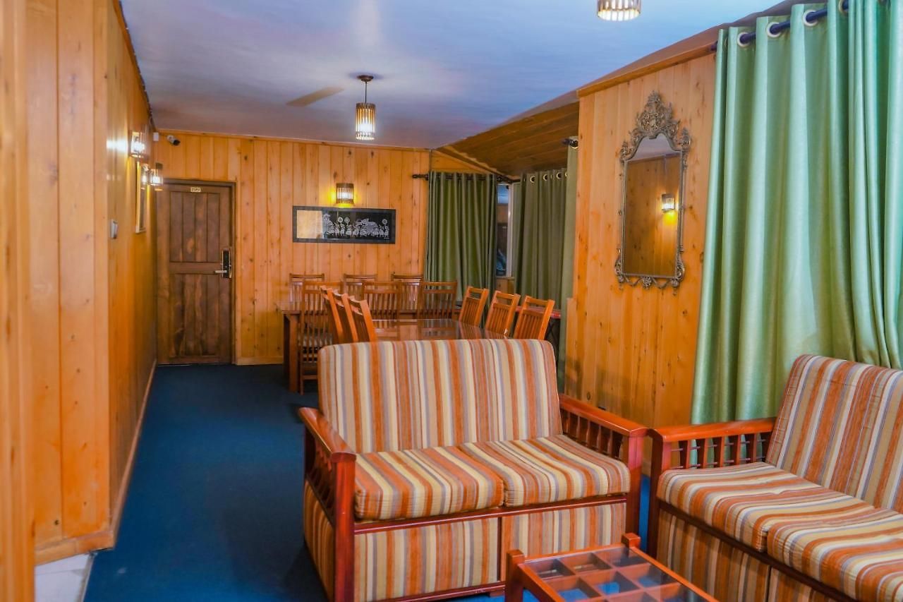 Blue Moon Residency Hotel *