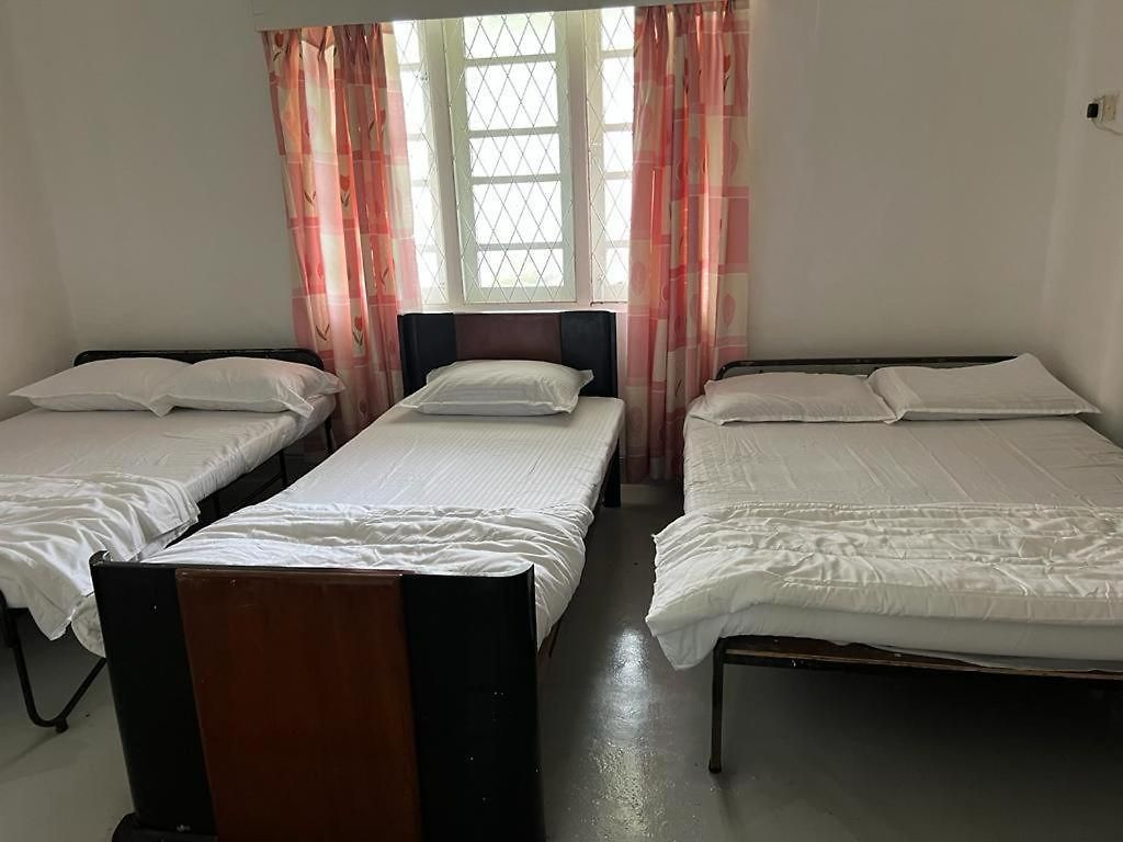 Pennington Hostel *