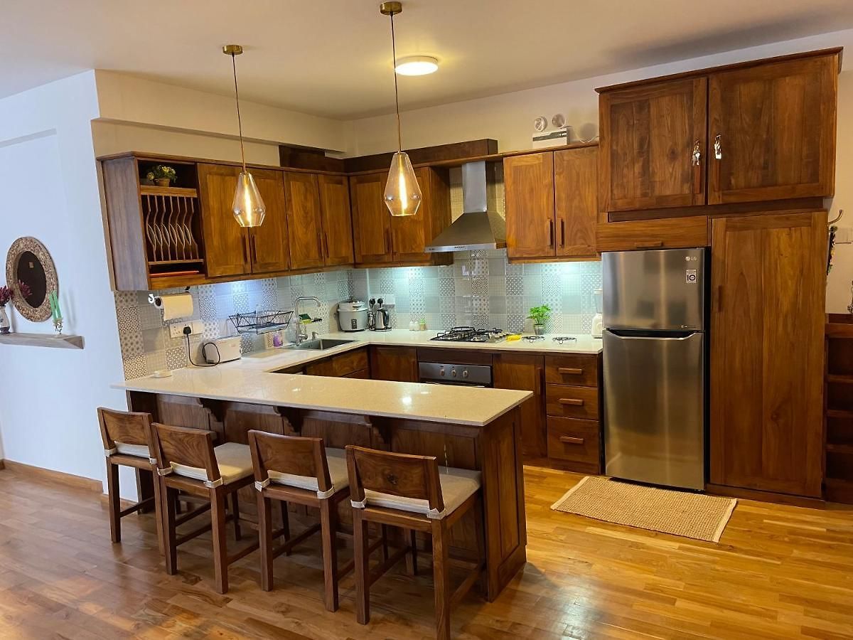 Mount View 44 In View Residencies *