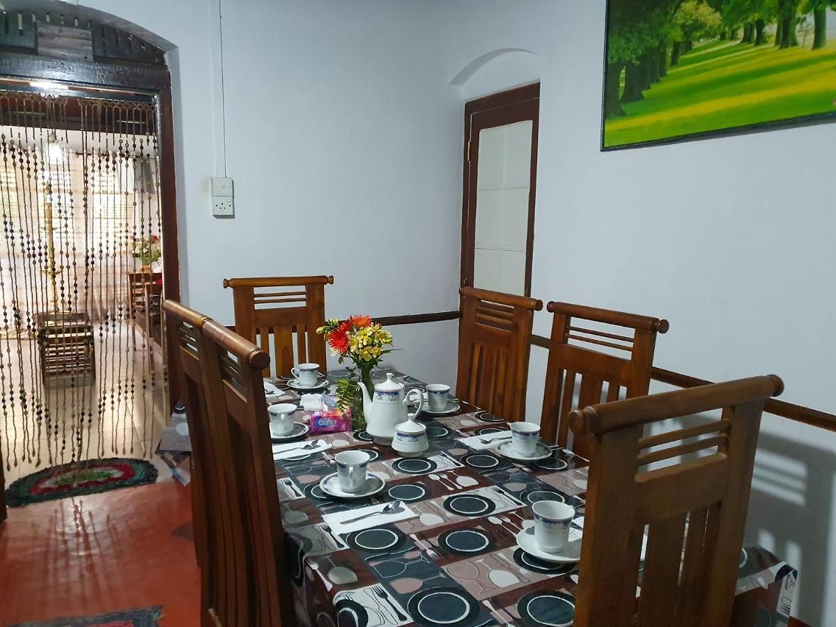 Guest house Ruchi House 3*