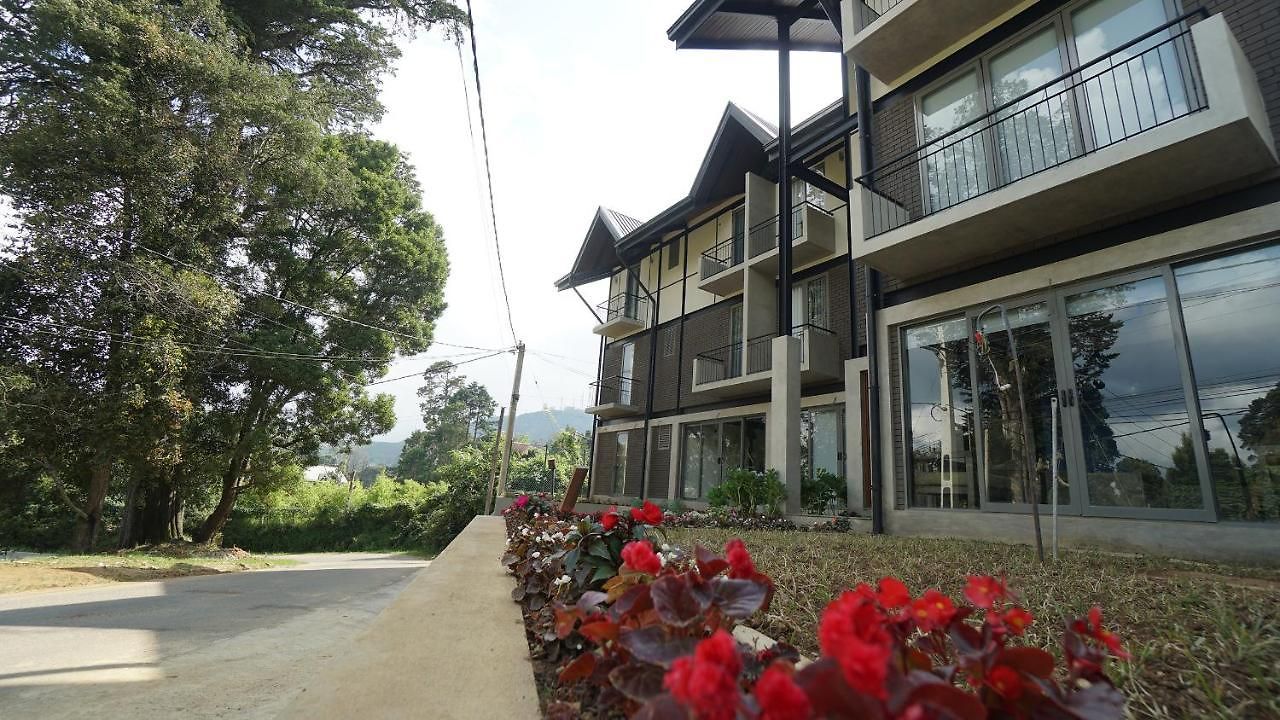 Bulwark Hotel *