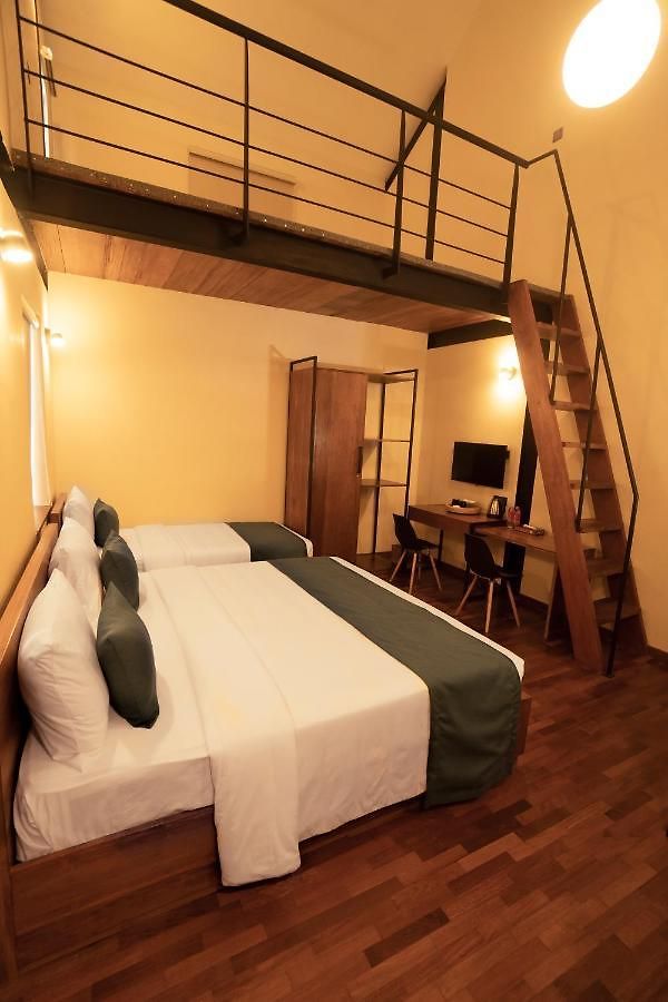 Bulwark Hotel
