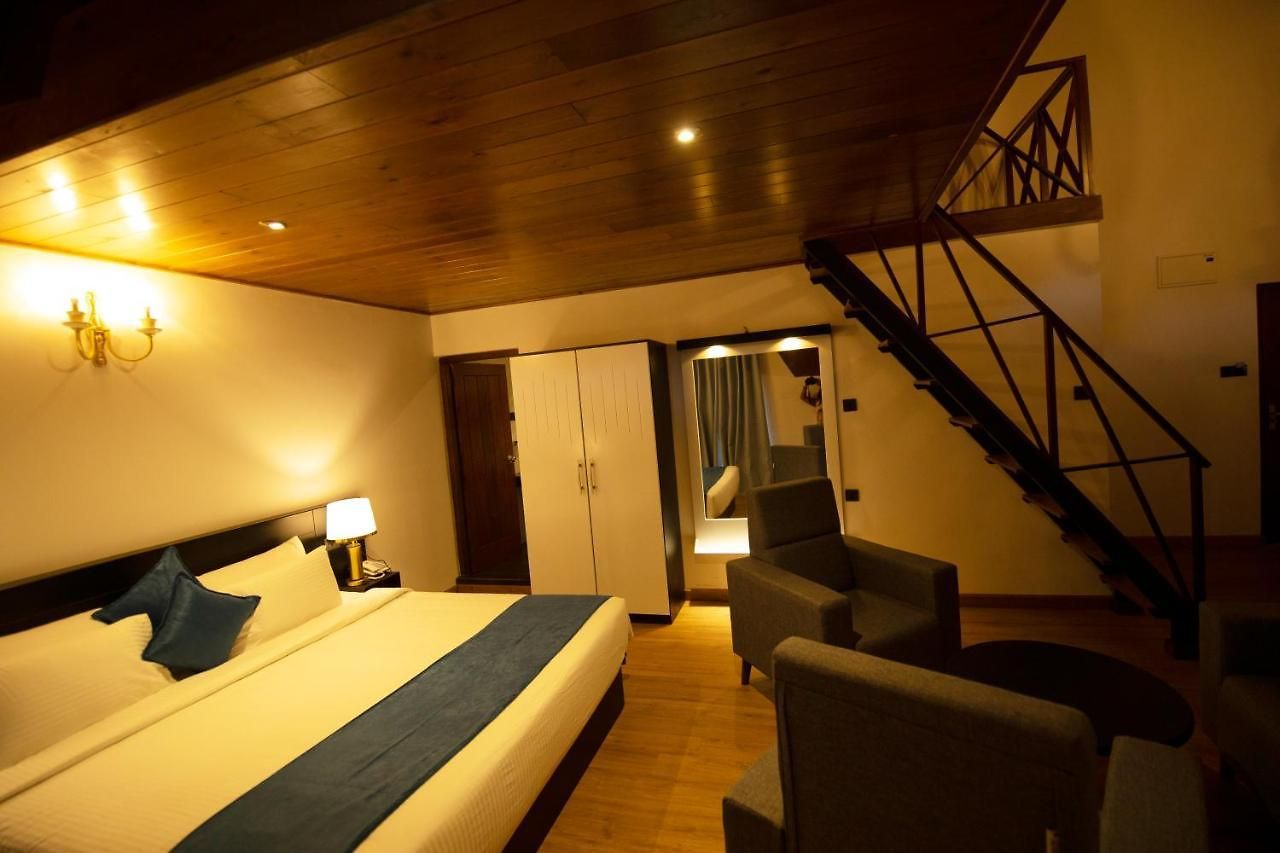 Single Tree Mount Hotel 4*