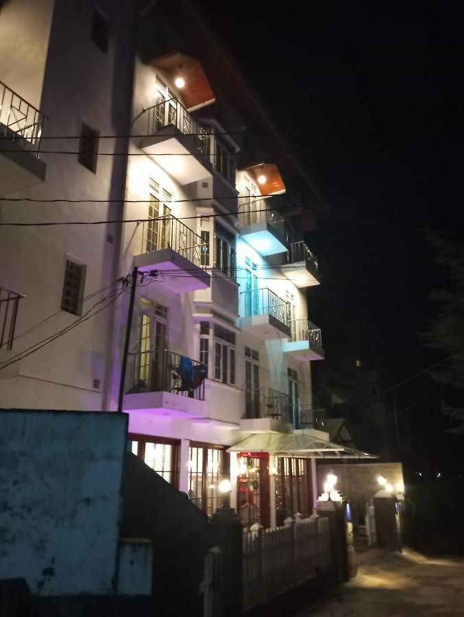 Hotel Royal Pearl Hills
