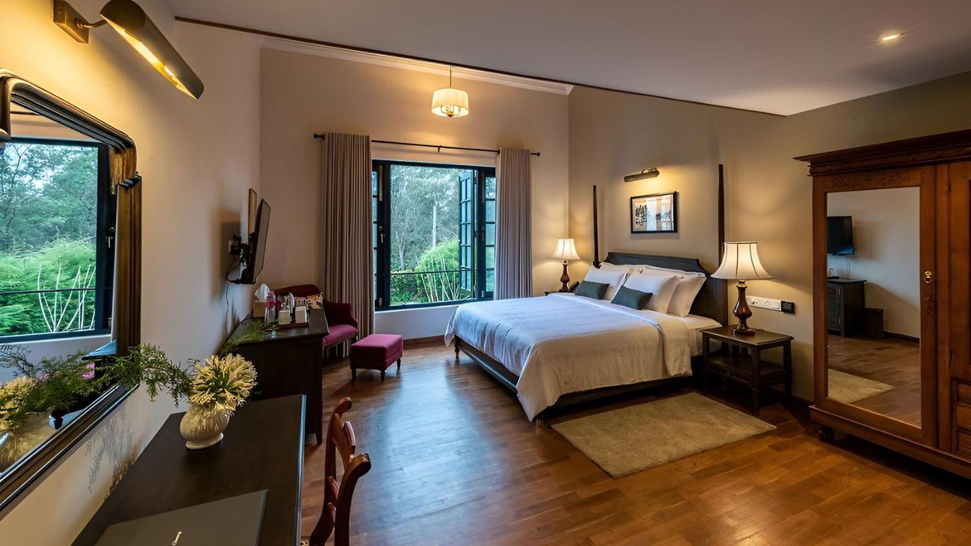 Hotel Chimneys 5*