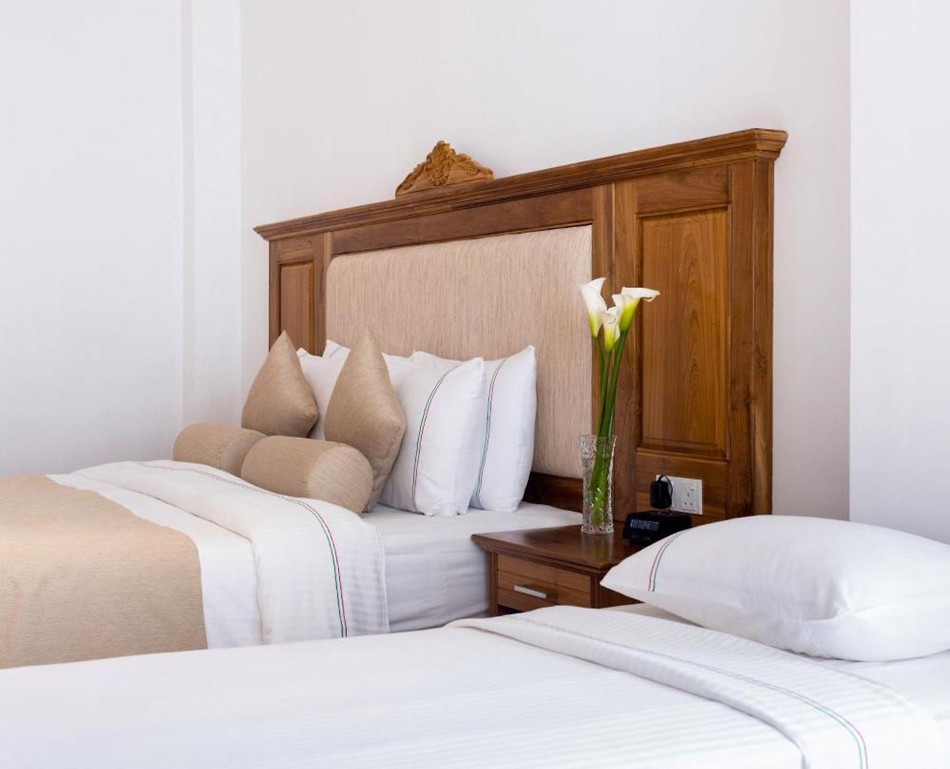 Araliya Red - Budget Friendly Hotel- Where Find Stunning 360 Panoramic View Of Hotel