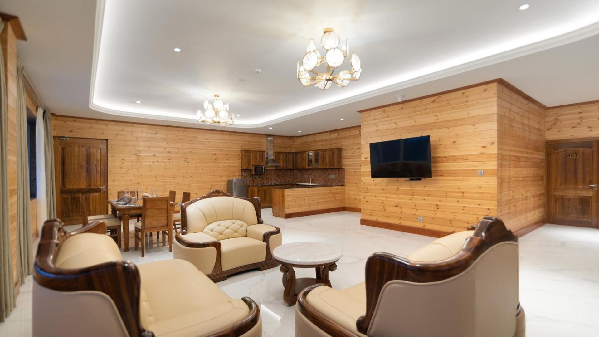 Araliya Red - Budget Friendly Hotel- Where Find Stunning 360 Panoramic View Of 4* Nuwara Eliya