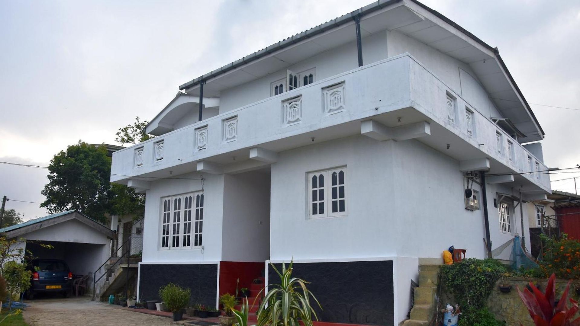 Carmalin Guest house *