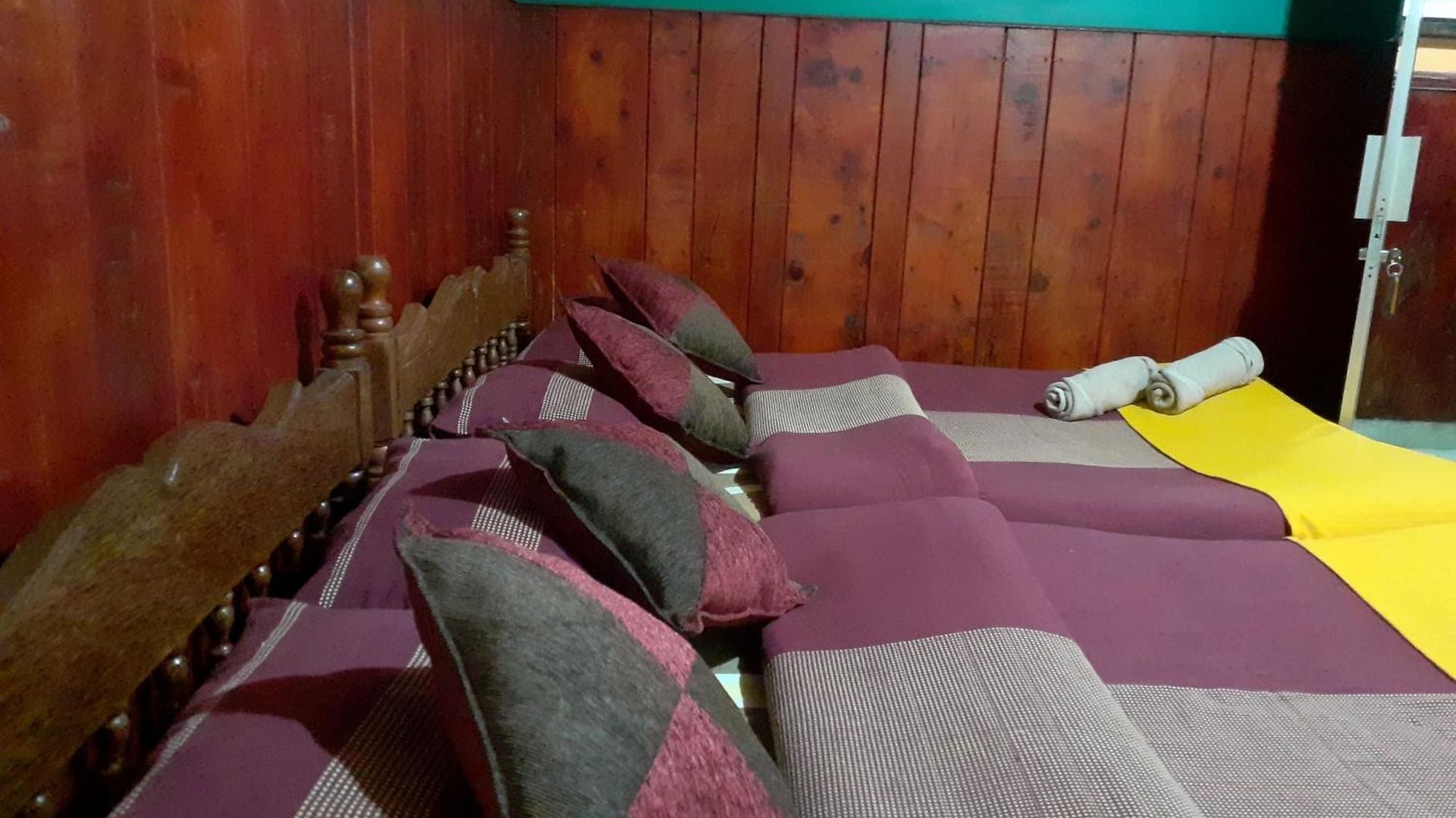 Cool Land Hot Hut & Restaurant Nuwara Eliya
