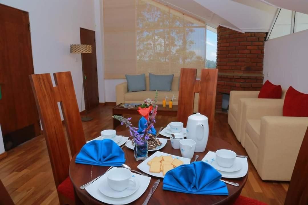 Hotel Blue Meadows Nuwaraeliya Nuwara Eliya