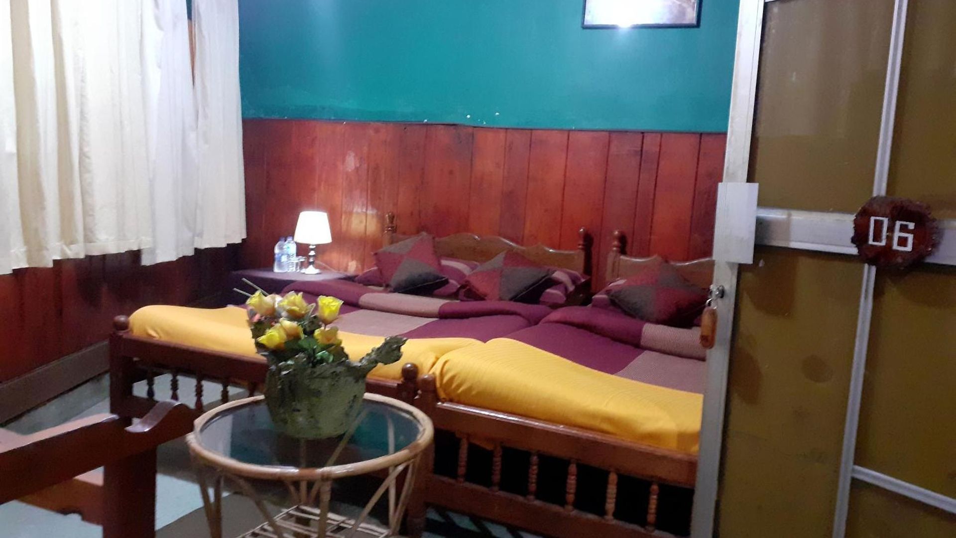 Cool Land Hot Hut & Restaurant 3*