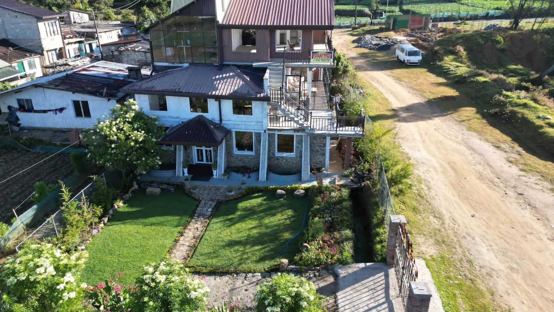 Guest house Amaraai Edge