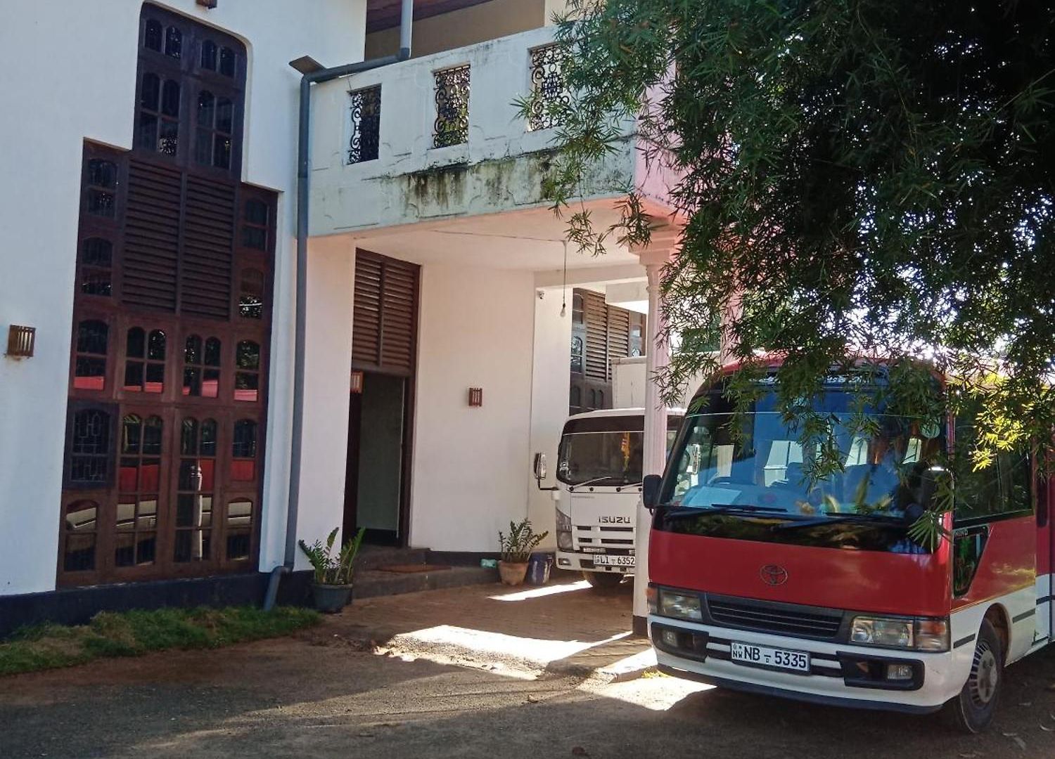 Homestay Crown